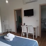 Molto Benissimo * Otranto