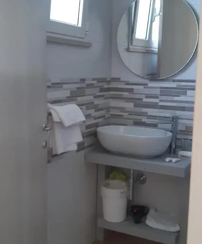 Molto Benissimo شقة *