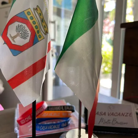 Molto Benissimo *